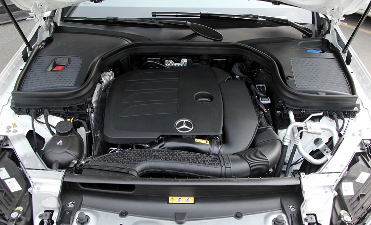 động cơ Mercedes GLC 300 4Matic